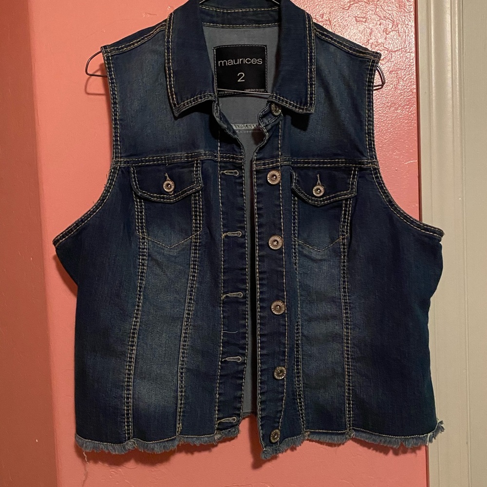 Maurices Jean Vest